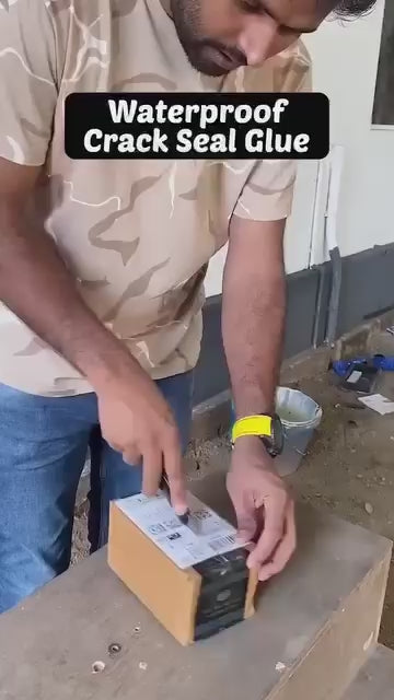 💧Buy 1 Get 1 FREE – Transparent Waterproof Glue + Free Brush!🔥